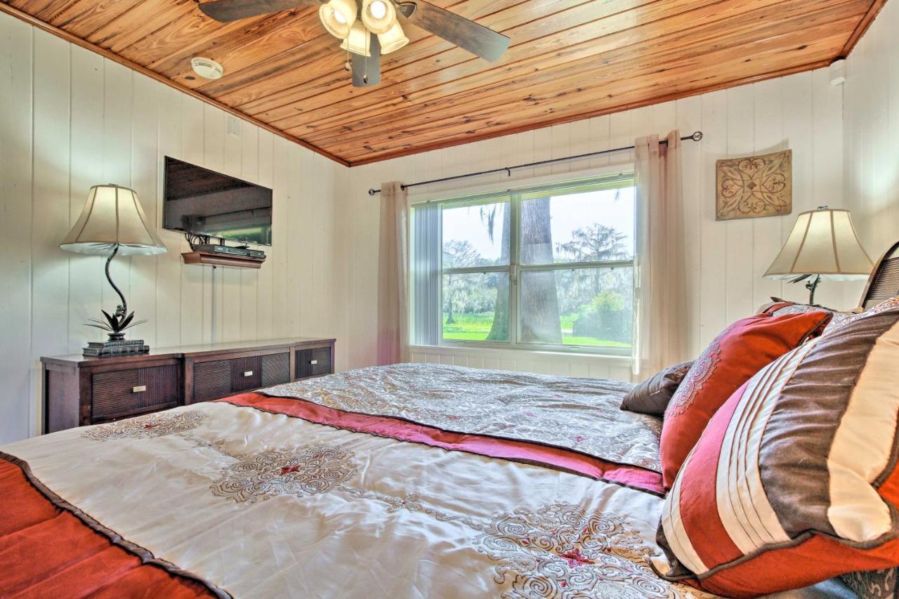 Rainbow River Oasis With Kayaks And Furnished Sunroom! Даннеллон Экстерьер фото